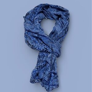 $11 DEAL Blue Snake Print Scarf